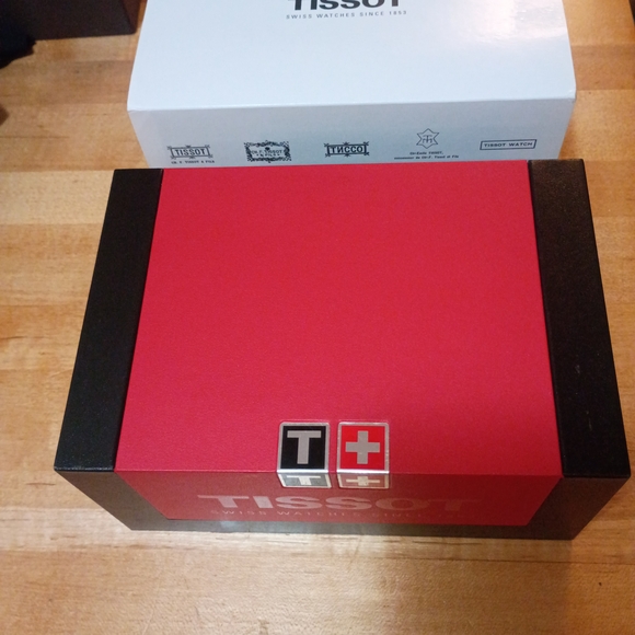 Tissot Red and Black Presentation Box - Picture 1 of 7